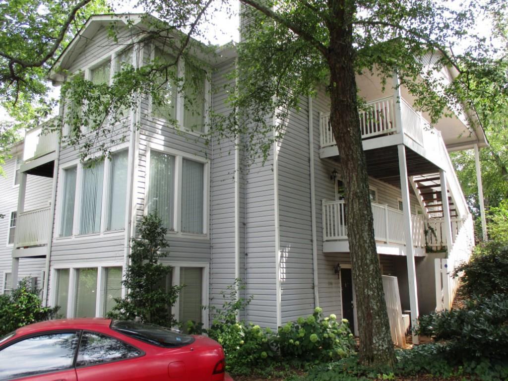 2101 Augusta Dr., Marietta, GA 30067