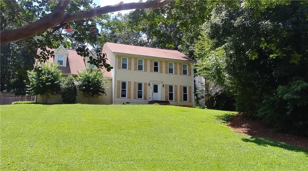1717 Hunters Trace, Lilburn, GA 30047