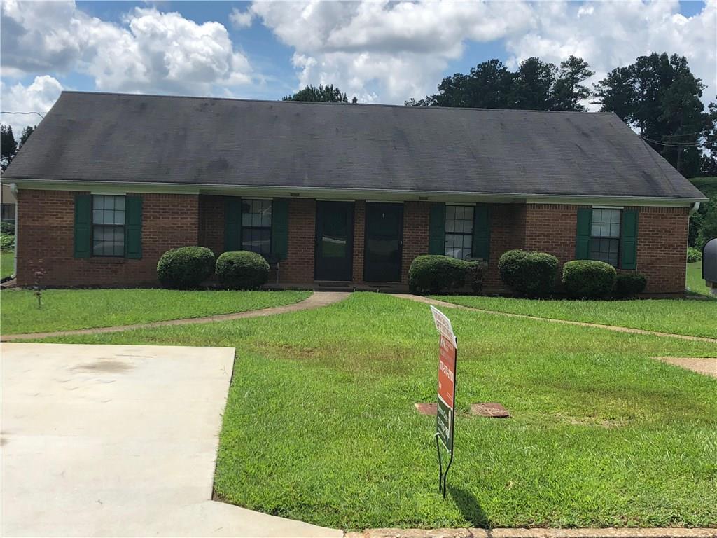 715 Still Lake Dr., Lawrenceville, GA 30046