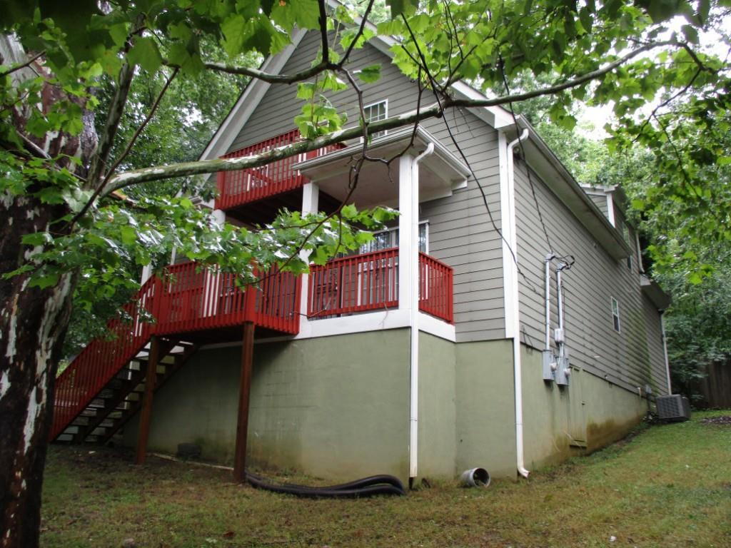 2202 Addison Pl., Atlanta, GA 30318