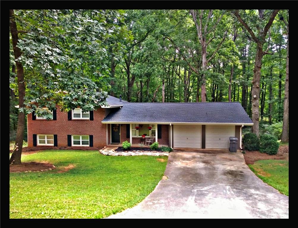 6265 E Shore Cir., Douglasville, GA 30135