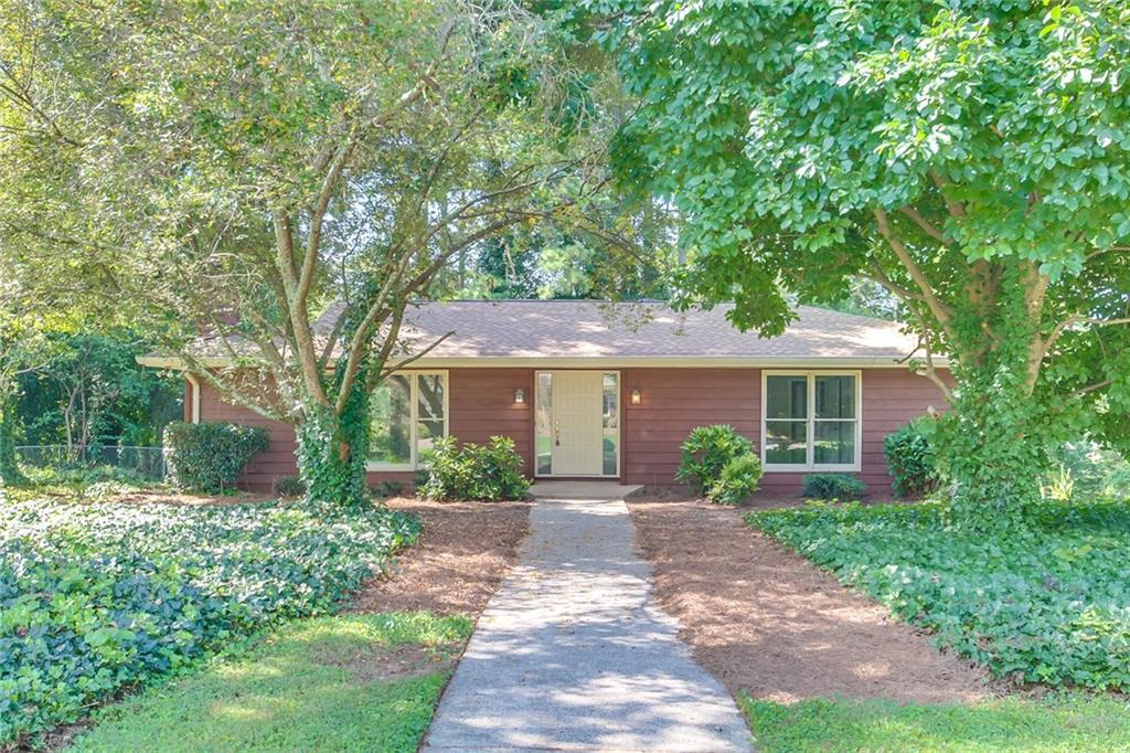 4432 N Shore Ln., Norcross, GA 30093