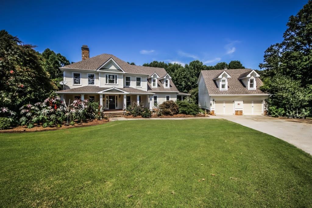 6794 Woodstock Rd., Acworth, GA 30102