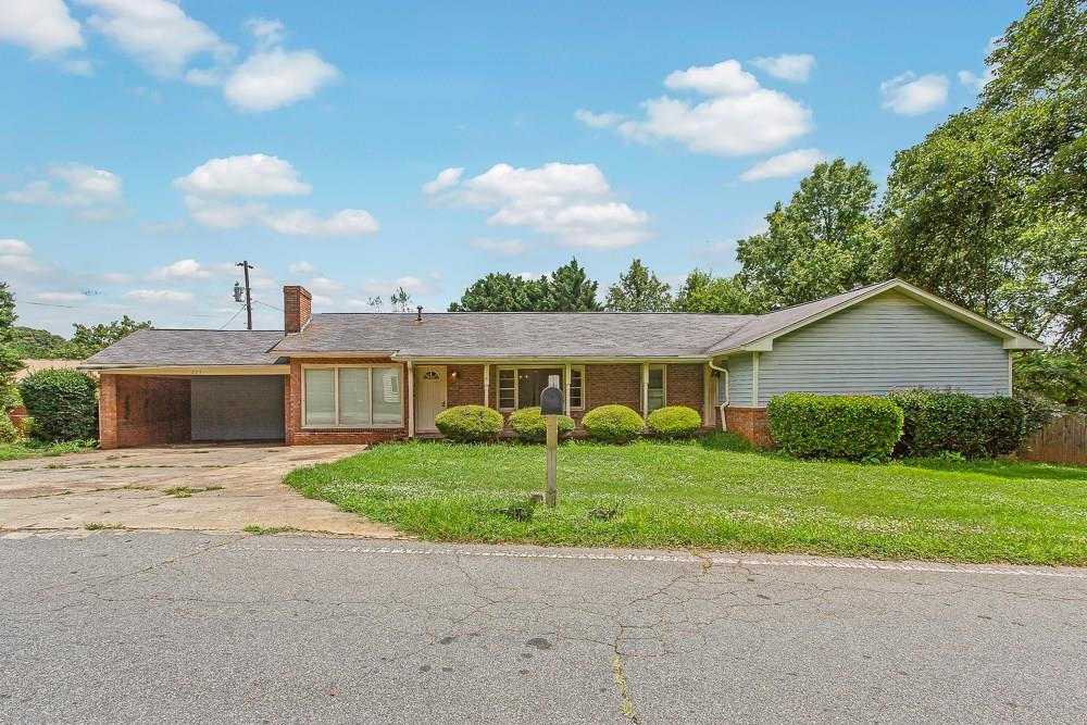 223 County Rd., Marietta, GA 30064