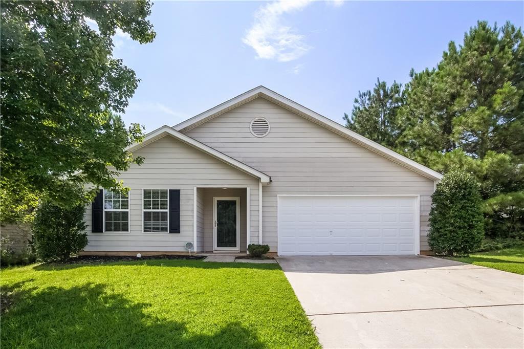 410 Pinevale Ct., Atlanta, GA 30349