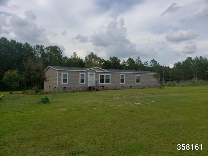 421 Garden City Rd., Enigma, GA 31749