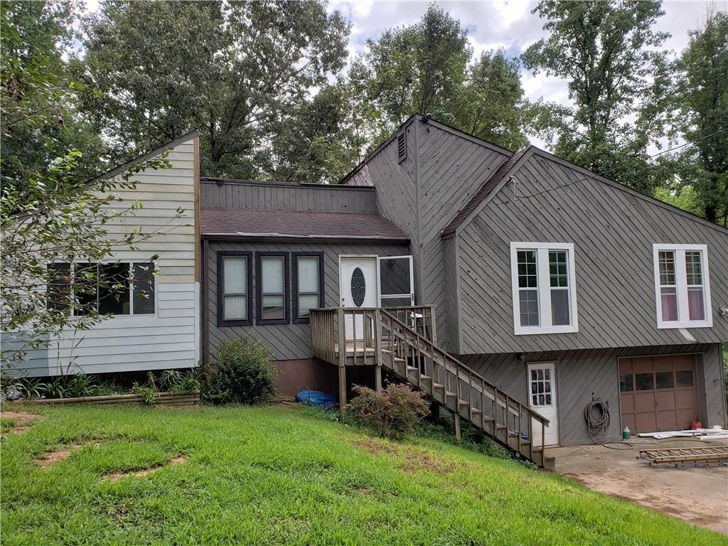 525 River Lakeside Ln., Woodstock, GA 30188