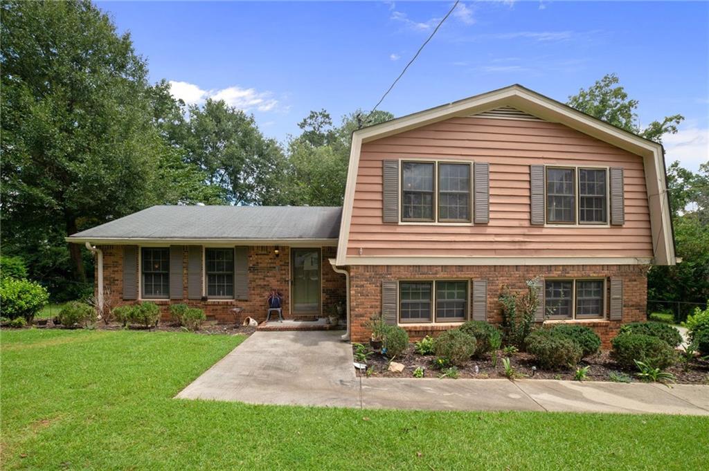 277 Lancelot Way, Lawrenceville, GA 30046