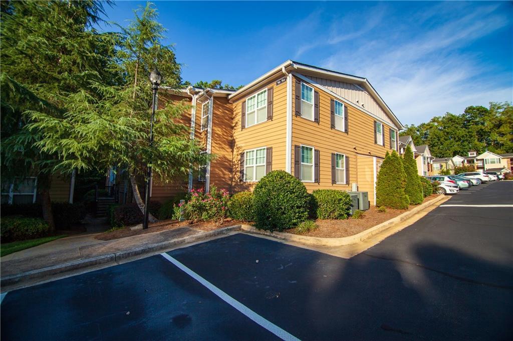 703 Madison Ln., Smyrna, GA 30080