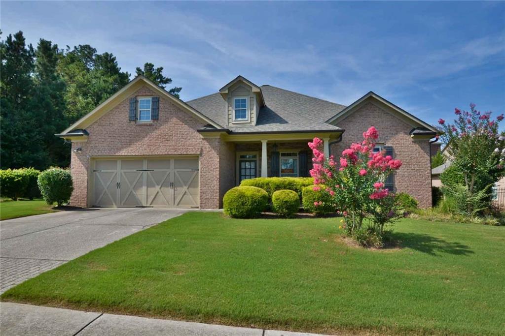 802 Golden Isles Dr., Loganville, GA 30052