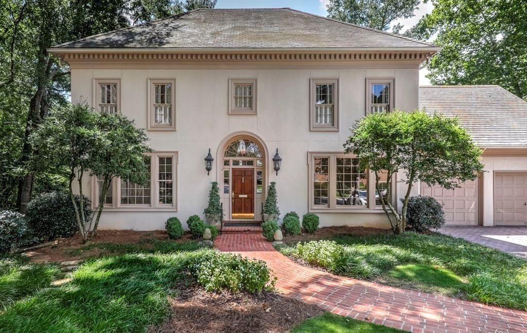 1200 Longcourte Dr., Atlanta, GA 30327