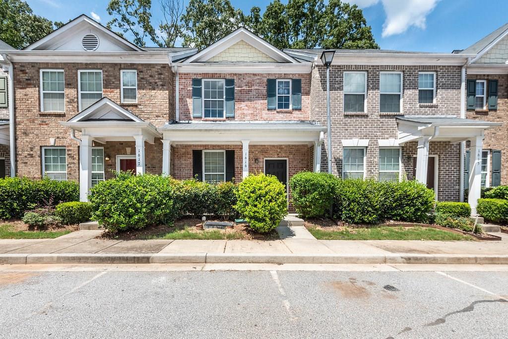 1616 Bayrose Cir. #16B, East Point, GA 30344
