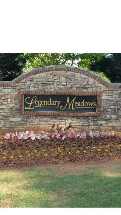 284 Rebecca St., Hoschton, GA 30548