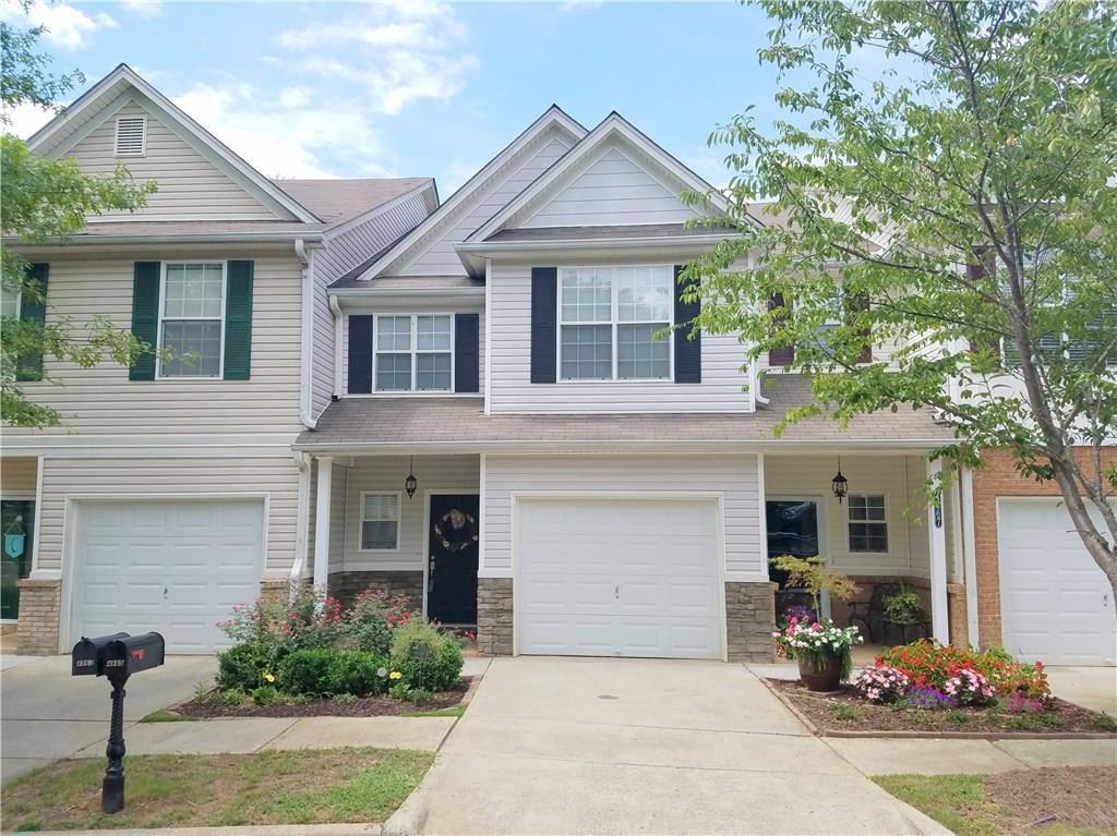 4865 Beacon Ridge Ln., Flowery Branch, GA 30542
