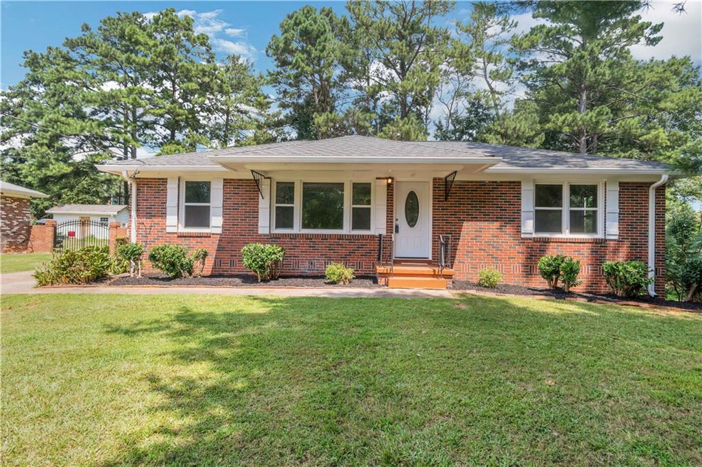21 Peachtree Cir., Marietta, GA 30060