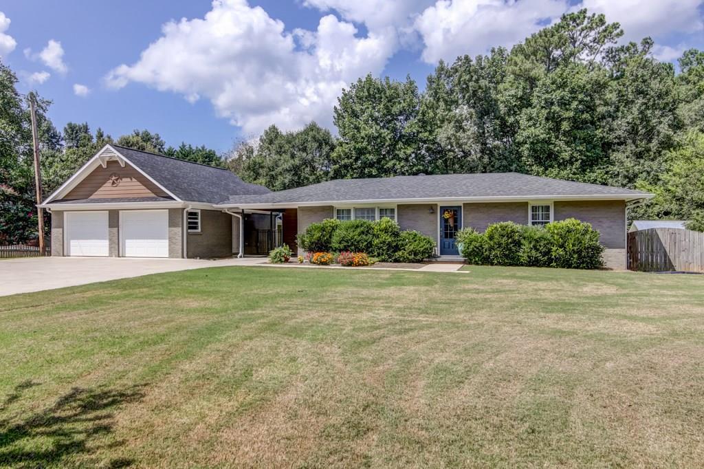 2768 Bob Cox Rd., Marietta, GA 30064