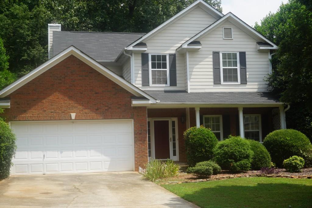 1070 Dogwood Park Dr., Lawrenceville, GA 30046