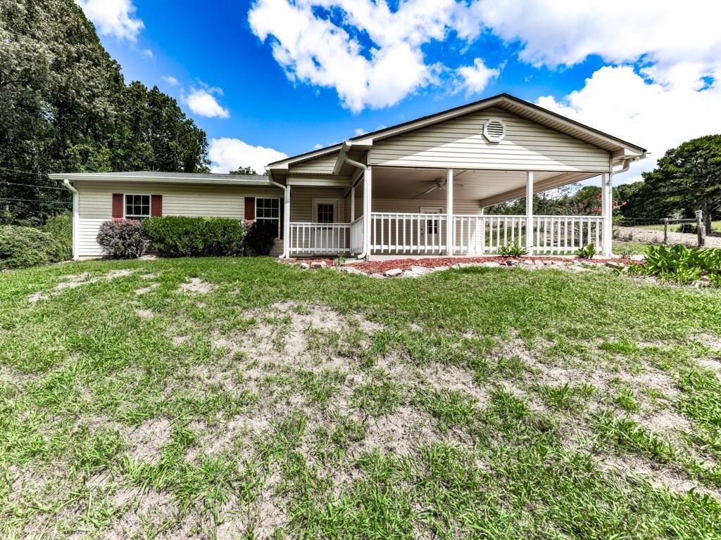 1589 Fairview Rd., Jasper, GA 30143
