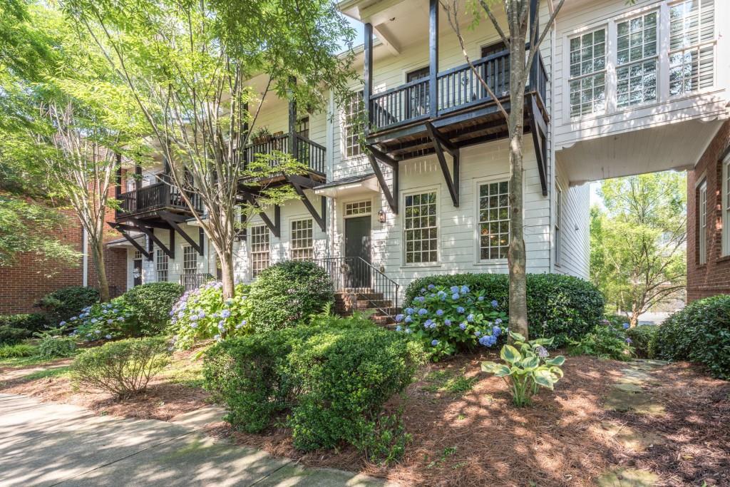 114 Hubbard Rd., Woodstock, GA 30188