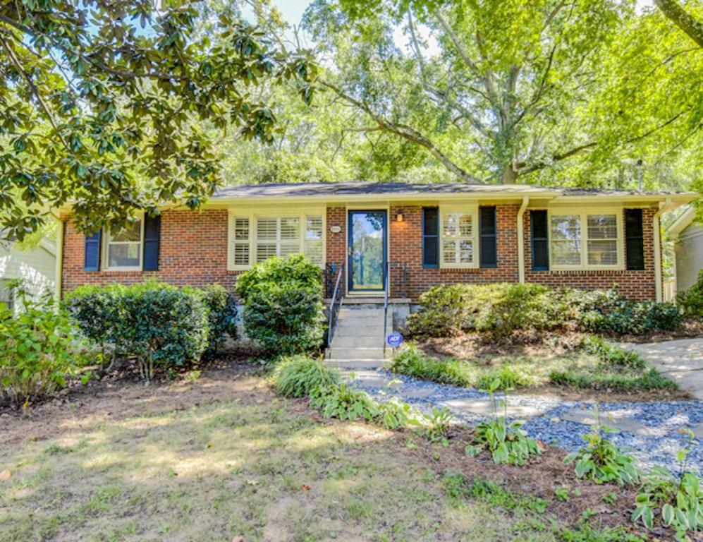 2451 Woodridge Dr., Decatur, GA 30033