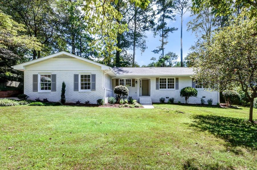 2794 Staunton Dr., Marietta, GA 30067