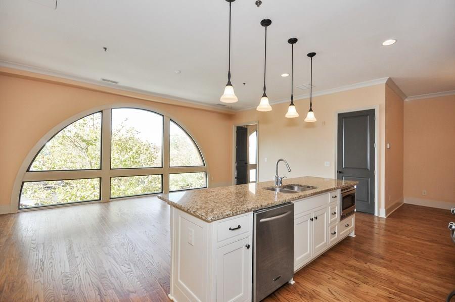 360 Chambers St. #105, Woodstock, GA 30188
