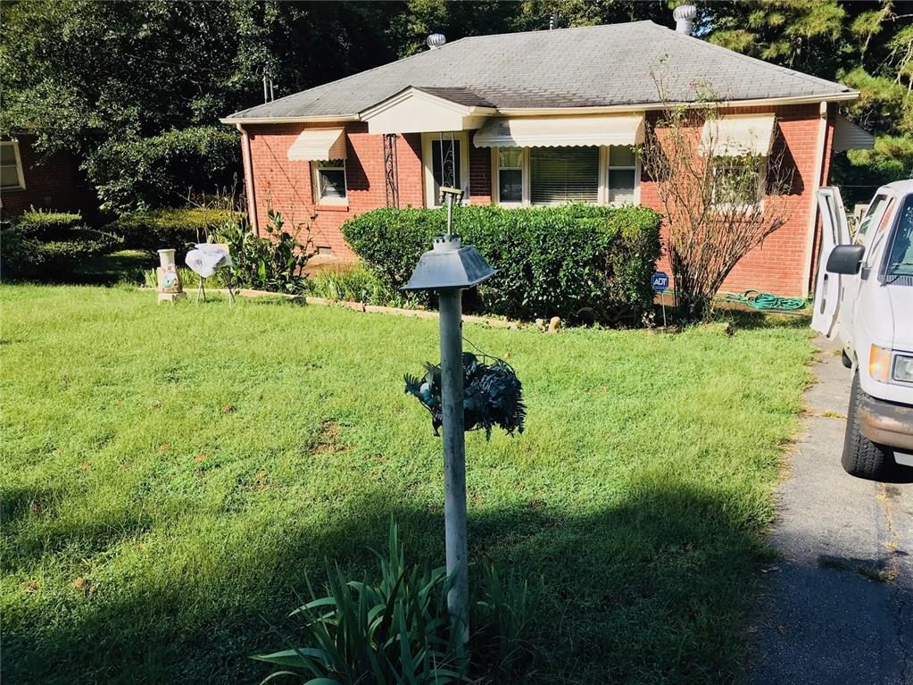 1877 Selwyn Dr., Decatur, GA 30035