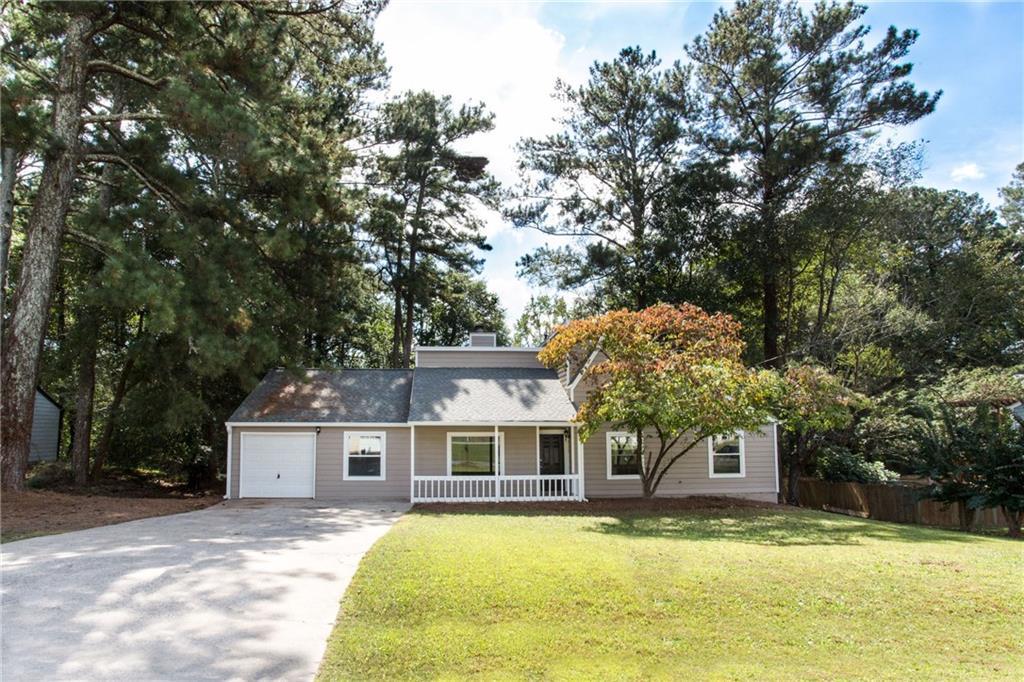 18 Hartley Woods Dr., Kennesaw, GA 30144