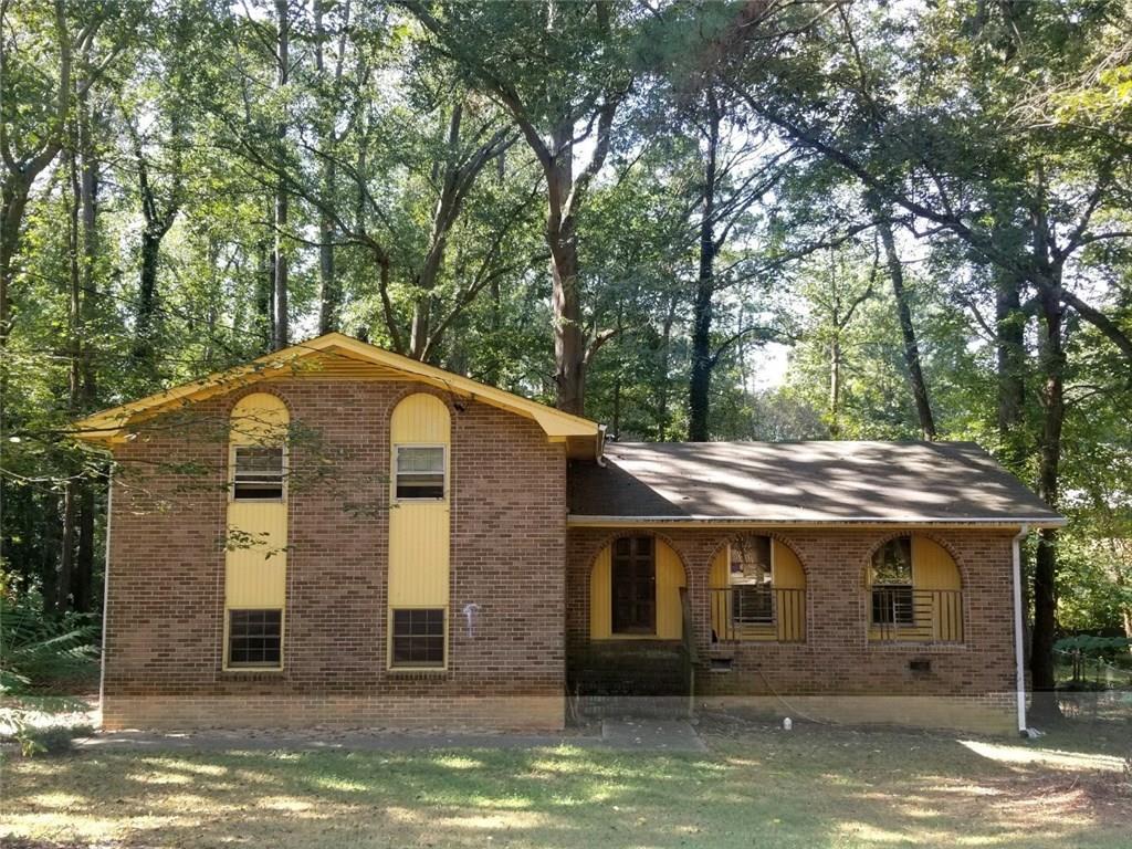 3951 Shadowbrook Pl., Atlanta, GA 30034