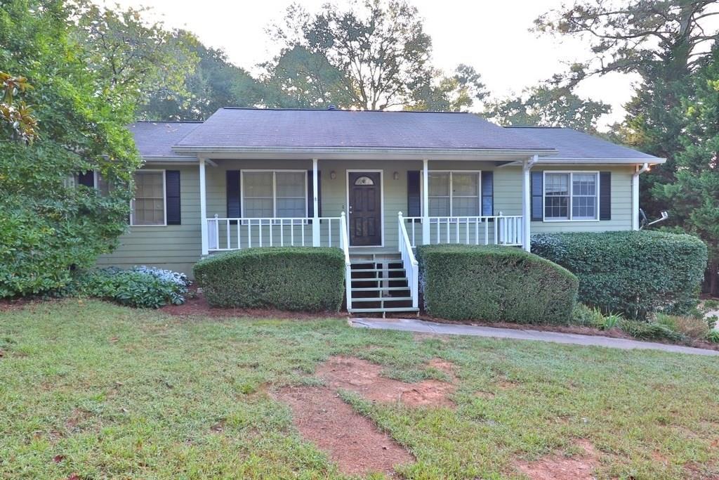 129 Village Ct., Woodstock, GA 30188