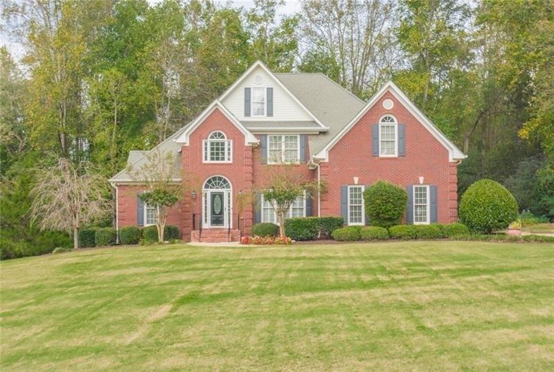 5012 Oak Farm Way, Flowery Branch, GA 30542