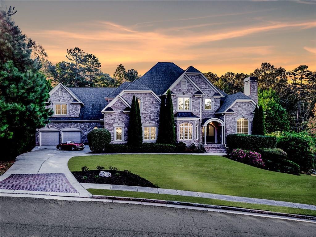 207 Gold Leaf Ln., Canton, GA 30114