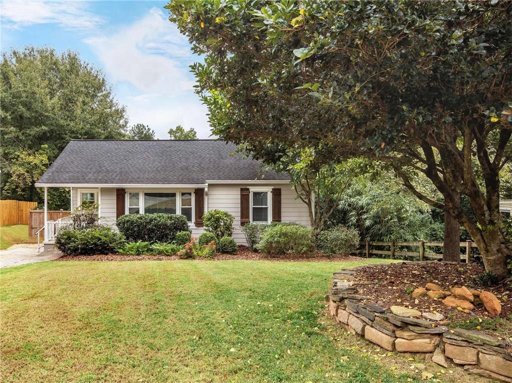 1901 Woodland Hills Ave., Atlanta, GA 30318