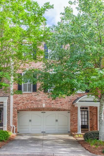 4605 Village Green Dr., Roswell, GA 30075