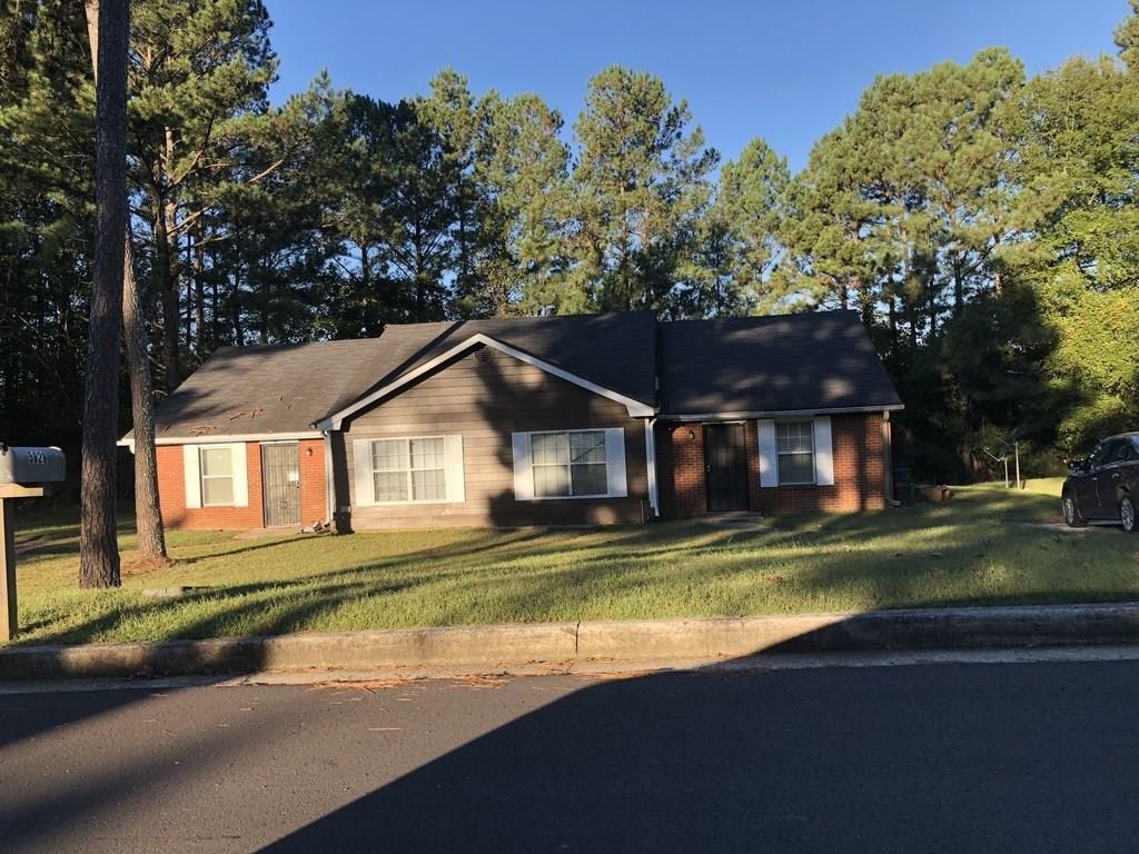 5829 Williamsburg Trace, Atlanta, GA 30349