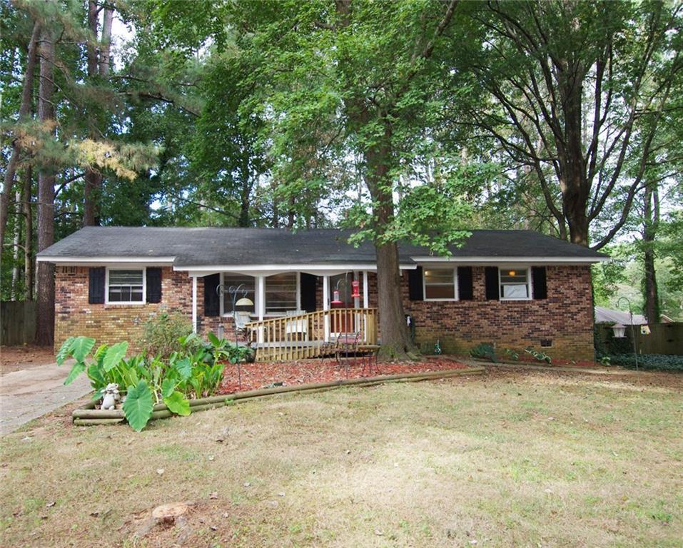 2853 Fantasy Ln., Decatur, GA 30033