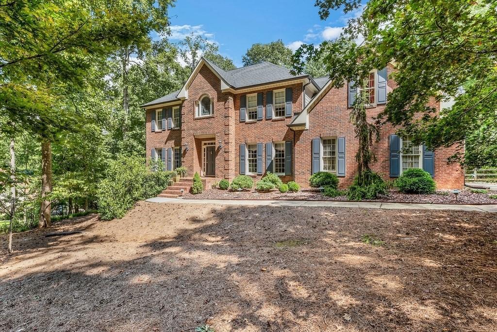 404 Crabapple Springs Ct., Woodstock, GA 30188
