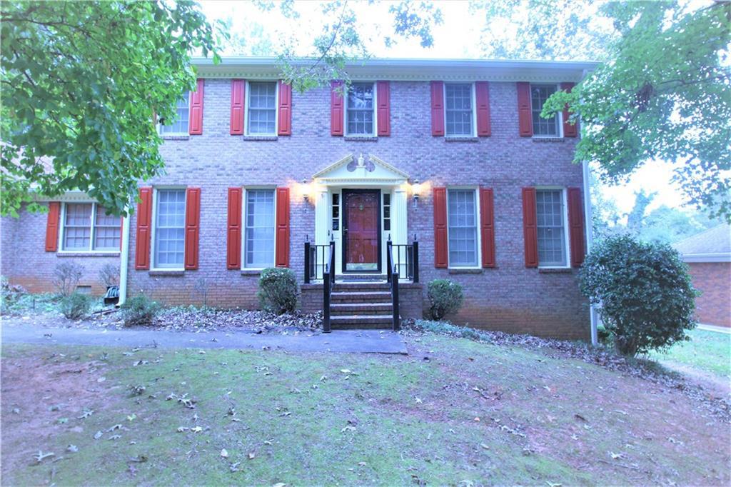 392 Brookshire Dr., Lilburn, GA 30047