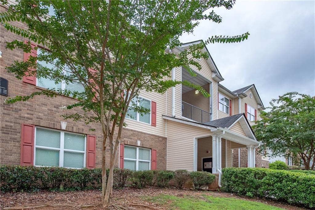 4104 Fairington Village Dr., Lithonia, GA 30038