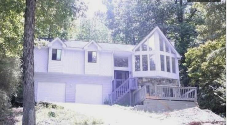8507 Lake Dr., Snellville, GA 30039