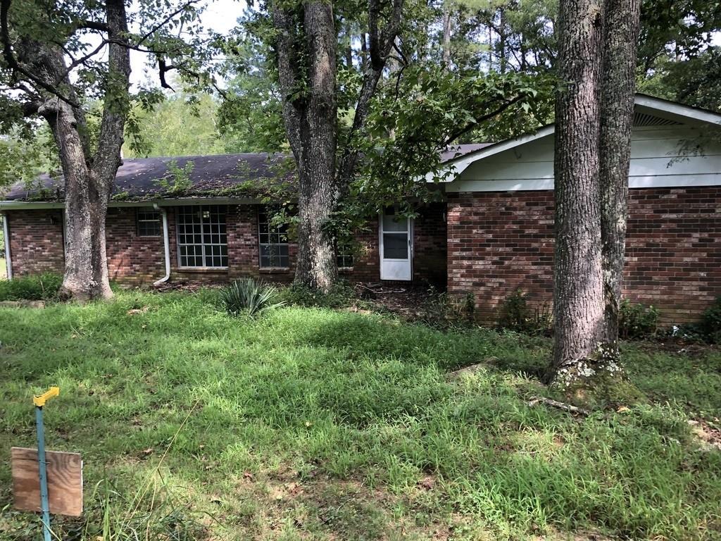 547 NE Everett Springs Rd., Calhoun, GA 30701