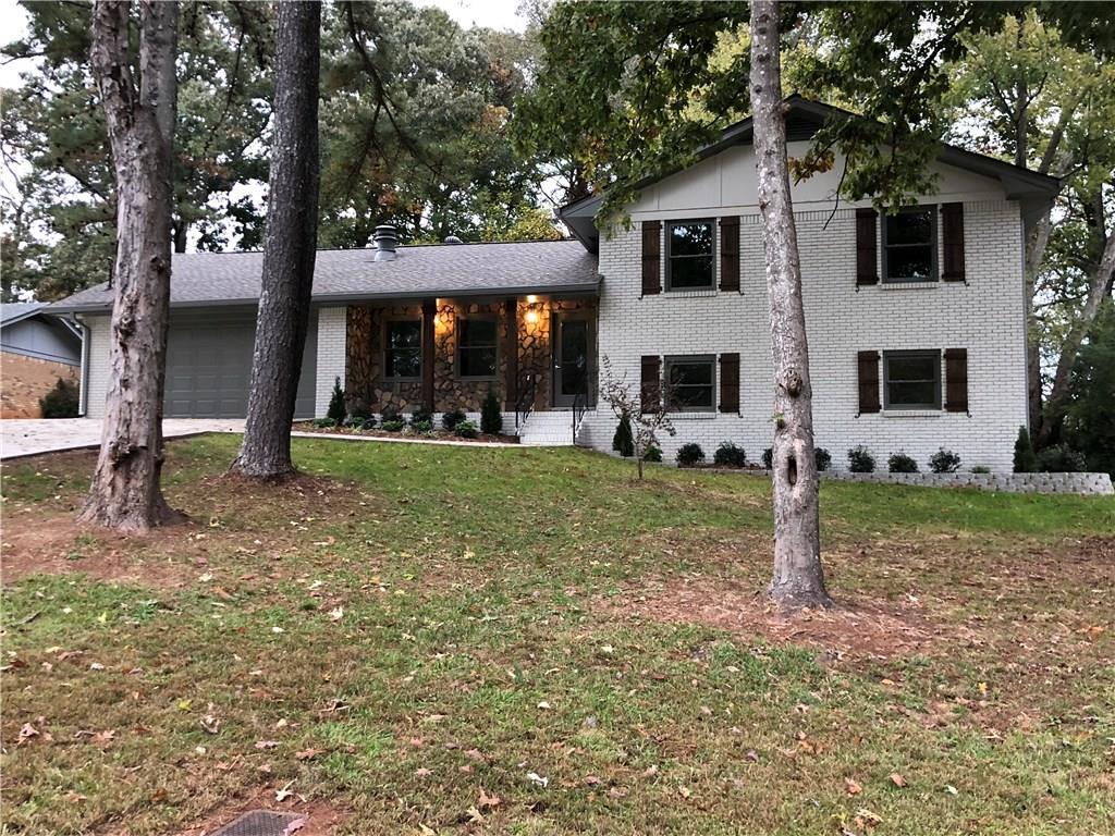 486 Castleaire Dr., Stone Mountain, GA 30087