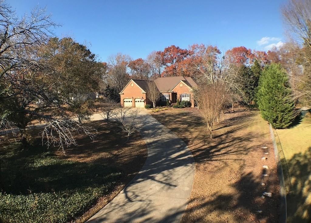 6846 Mason Creek Rd., Douglasville, GA 30135