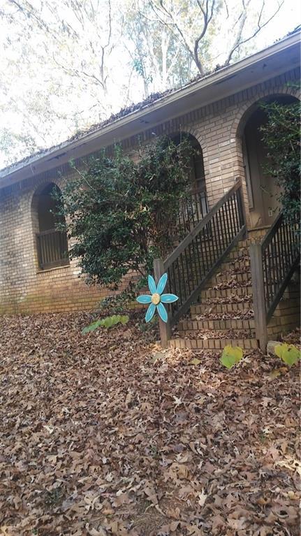 228 Shady Ln., Canton, GA 30115
