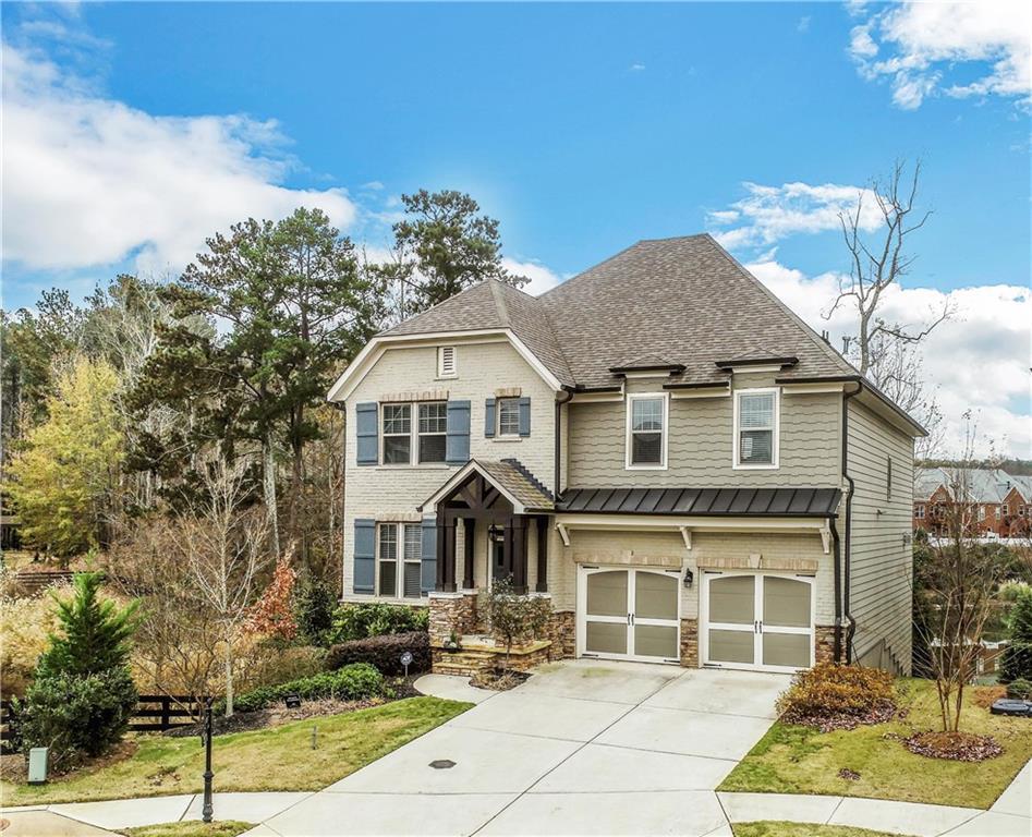 310 Lakeway Cir., Woodstock, GA 30188