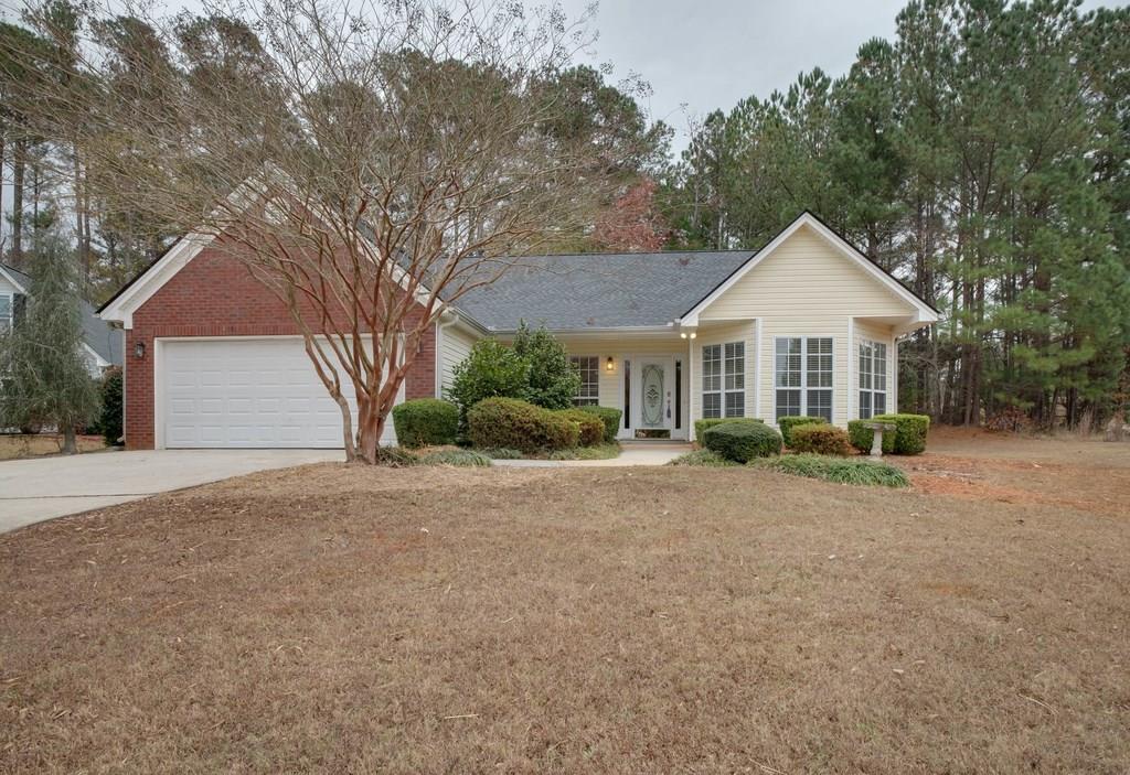 290 Sasnett Dr., Lawrenceville, GA 30046