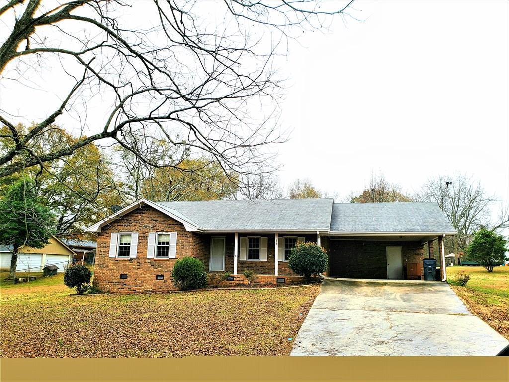 215 Fayetteville Rd., Fairburn, GA 30213