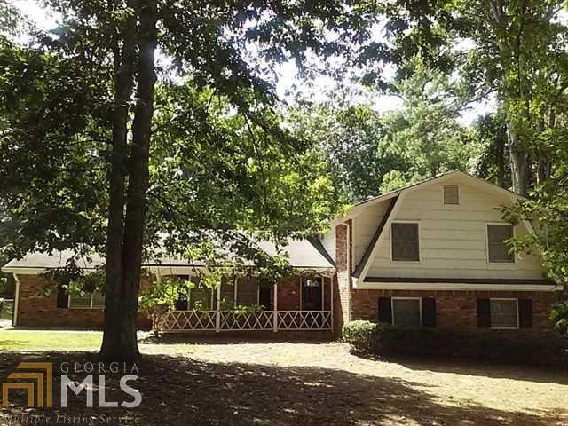 3211 Rockview Dr., Lithonia, GA 30038
