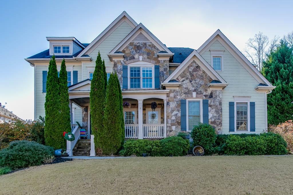 8077 Sleepy Lagoon Way, Flowery Branch, GA 30542