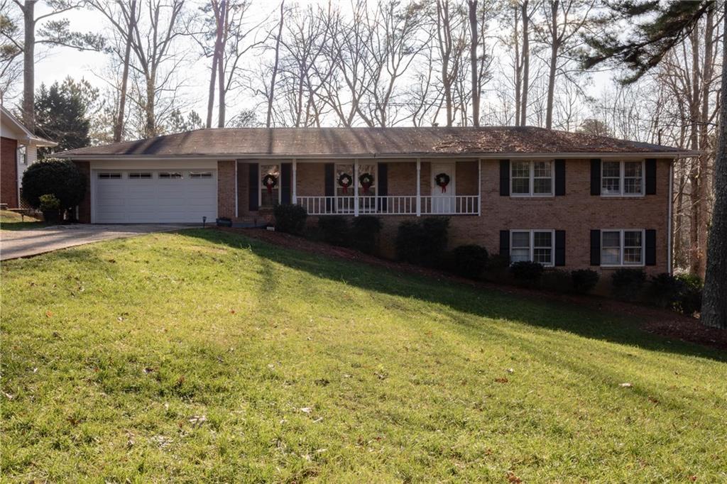 5678 Forest Dr., Lilburn, GA 30047